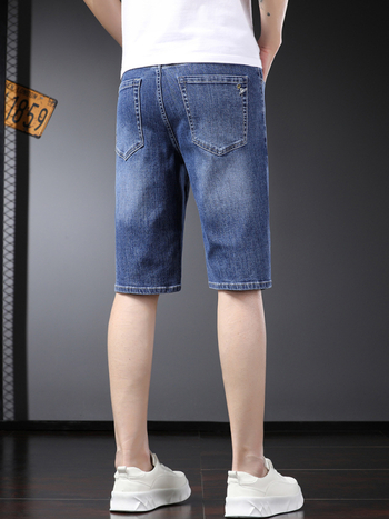 Muške traperice ravnog kroja, srednji pojas, pamuk denim 81,5%, kamen pranje, višestruki džepovi