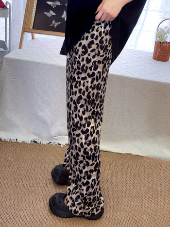 Ženske hlače s leopardovim uzorkom, široke nogavice, visoki pojas, lagana tkanina, poliester, ljeto 2025 (Poliester 90–95%; visoka elastičnost; visoki pojas; lagana tkanina; casual stil)