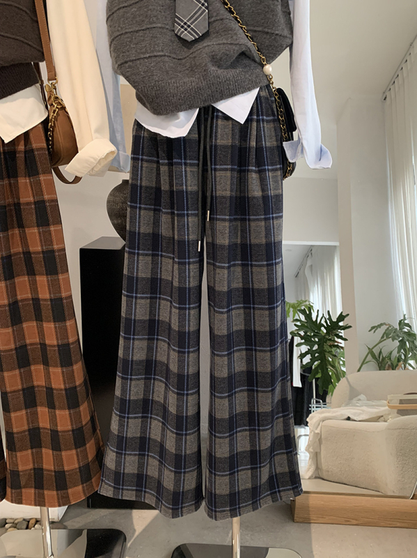 Ženske casual hlače od pamuk-mješavine, visok pas, ravni kroj, duge, debeli materijal, 70-80% poliester-pamuč, šifra 6012