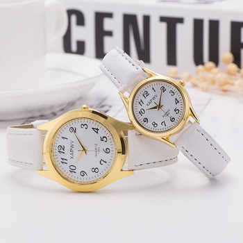 Sat s narukvicom od imitacijske kože, Xapwv, brojčani zaslon, kvarcni mehanizam, model 1953