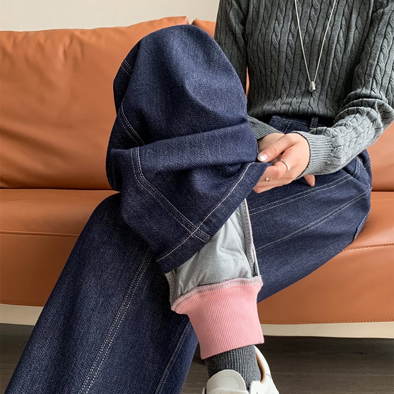 Moteriškos pūkinių kelnių žiemai, storos, tiesus kirpimas, aukštas liemuo, balto antis pūno įdėklas 80–90%