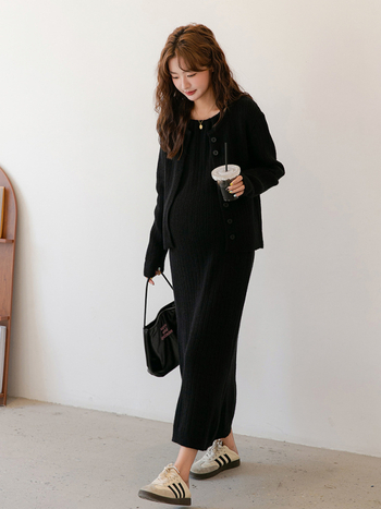 Trudnički pleteni set haljina — okrugli izrez, dugi rukavi, srednja duljina, A-linija suknja, japansko-korejski ležerni stil