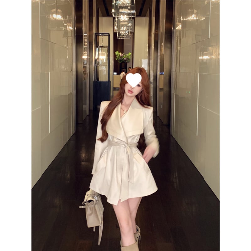 Ženski chenille windbreaker kardigan s kaišem u struku, srednja duljina, poluotvoren ovratnik, trake