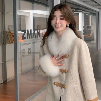 Ženski kaput s imitacijom lisice krzna, Corduroy tkanina, pamuk podstava, srednja duljina, sadržaj lisice ispod 30%