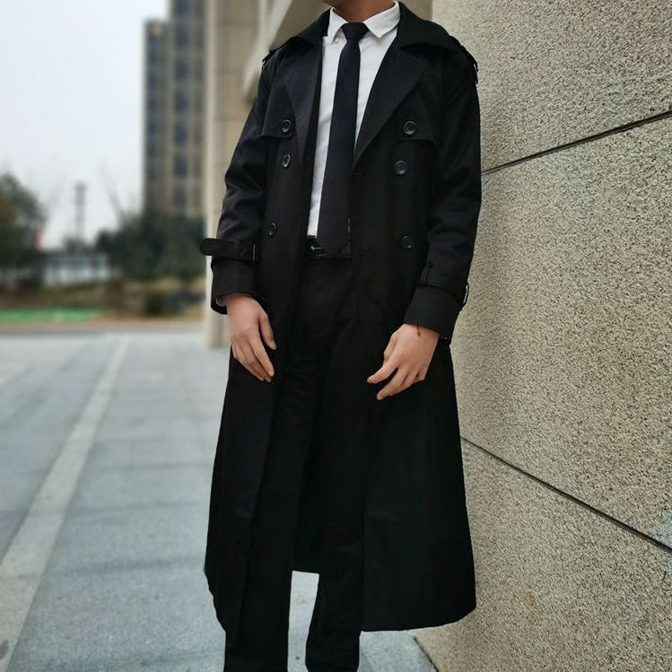 Kaput u gradskom stilu, srednja duljina, dvostruko kopčanje, rever ovratnik