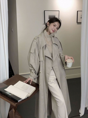 Ženski dvostruko kopčani kaput s reverom, tkanina od pamuk-umjese, glavni materijal poliester, srednja debljina, ultra kratka duljina