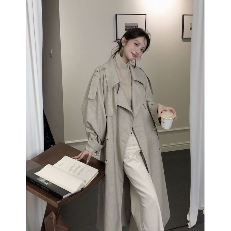 Ženski dvostruko kopčani kaput s reverom, tkanina od pamuk-umjese, glavni materijal poliester, srednja debljina, ultra kratka duljina