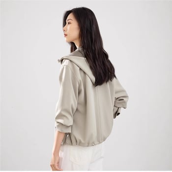 Ženska jakna – poliester, standardna duljina 50–65 cm, dugi rukavi, zip zatvarač, jesen 2025