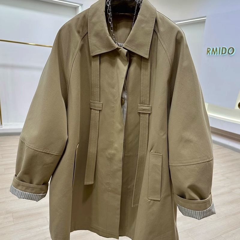 Ženski proljetni windbreaker kaput s polo ovratnikom, poliester materijal, srednja debljina, kapuljača, regularni kroj