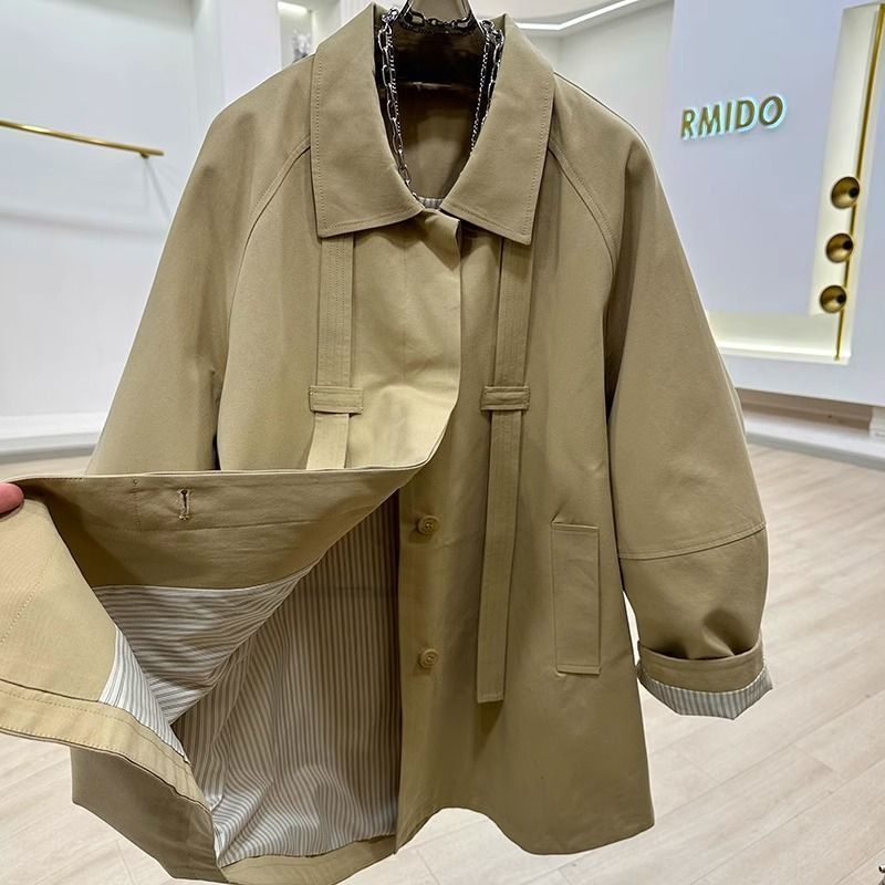 Ženski proljetni windbreaker kaput s polo ovratnikom, poliester materijal, srednja debljina, kapuljača, regularni kroj