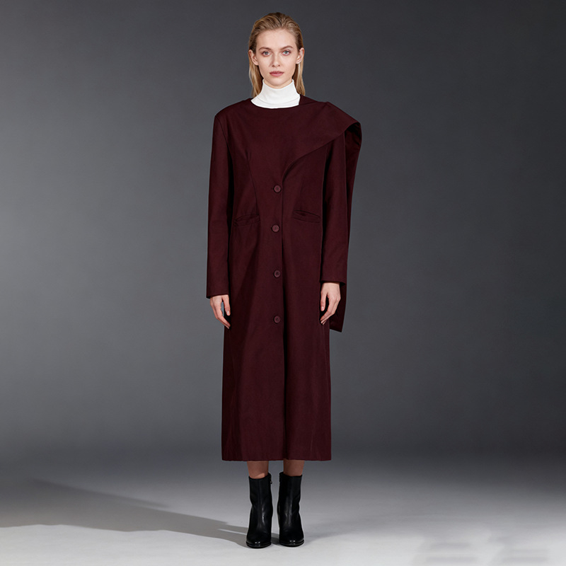 Korejski casual stil: dugački labavi kaput s okruglim izrezom, dugi rukavi, jednobojna tkanina, zloženie 70–80% polyester, 20–30% elastan