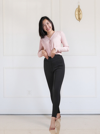 Női termoszálas nadrág nylon külsővel és pamut töltettel, magas derék, szűk ceruza szabás, őszi-téli 2023