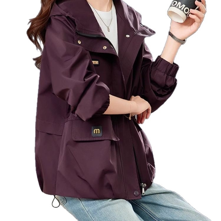 Kratka jakna s kapuljačom za žene – poliester, zatvarač, široka kroj, dugi rukavi, jesen 2025