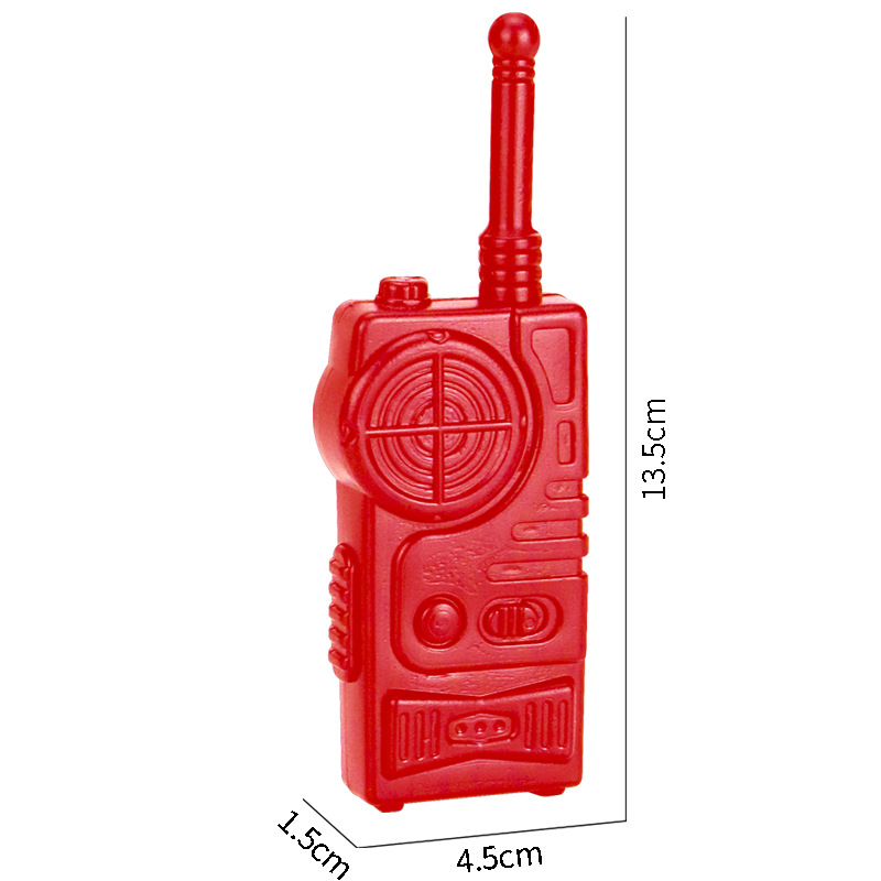 Laste tuletõrje rollimängu komplekt plastist veepüstoliga, seljakotiga, kiivriga ja tuletõrjevahendiga, sobiv 4–6-aastastele lastele.