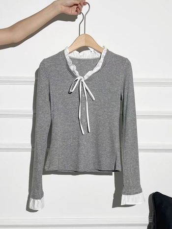 Ženski pleteni džemper s kapuljačom, V-izrez, rukavi s volanima, uski kroj, najlon-spandeks materijal, jednobojan, proljeće 2025