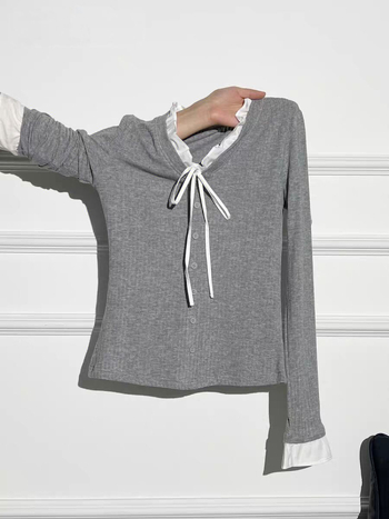 Ženski pleteni džemper s kapuljačom, V-izrez, rukavi s volanima, uski kroj, najlon-spandeks materijal, jednobojan, proljeće 2025