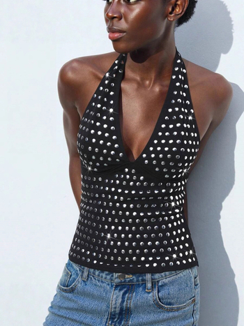Halter top s V-izrezom, otvorenim leđima, uski kroj, poliester-spandeks tkanina