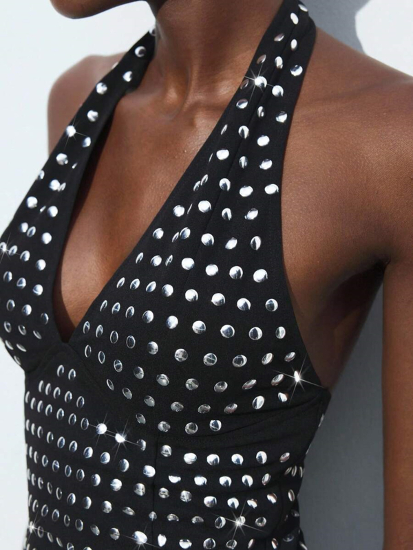 Halter top s V-izrezom, otvorenim leđima, uski kroj, poliester-spandeks tkanina