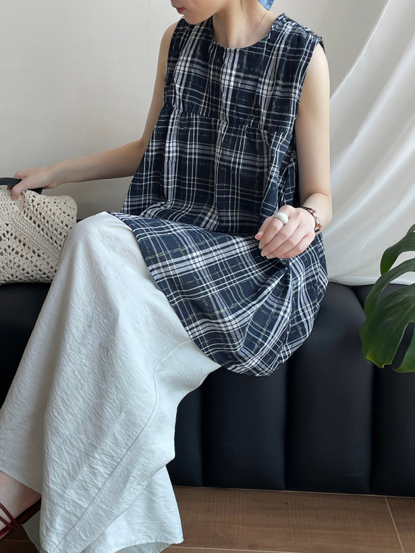 Ženska babydoll majica, karirani uzorak, slobodan kroj, bez rukava, pamuk–poliesterska smjesa, srednja duljina 65–80 cm