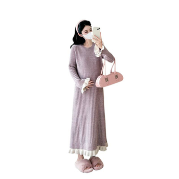 Haljina (okrugli izrez; dugi rukavi; vuneni spojeni materijal; viskozna 30-50%; kontrastni uzorak)