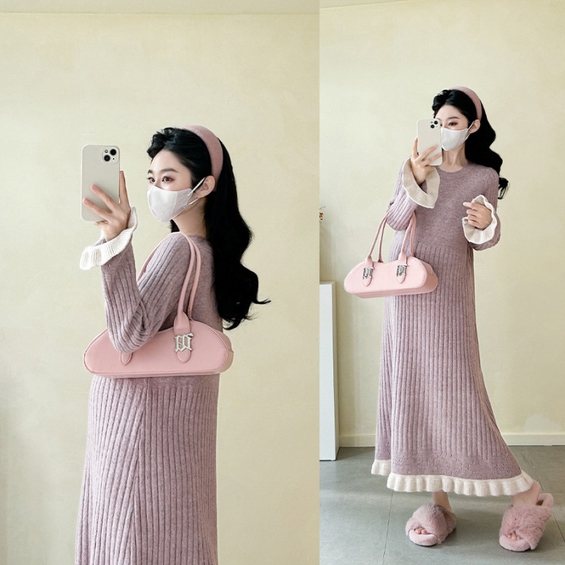 Haljina (okrugli izrez; dugi rukavi; vuneni spojeni materijal; viskozna 30-50%; kontrastni uzorak)