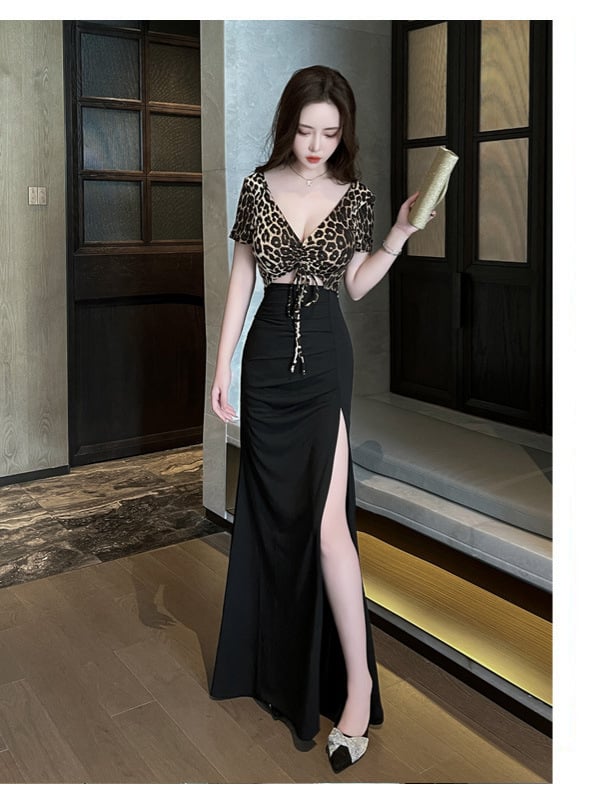 Leopárd mintás estélyi ruha, V-nyakú, karcsúsított, hosszú, poliészter; őszi 2024; nőknek