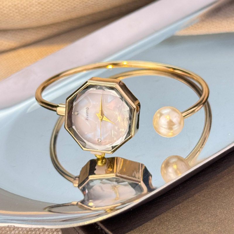 Sat s bisernim efektom na brojčaniku za žene i djevojčice, osmerokutni brojčanik, kvarcni mehanizam, remen od umjetne kože, kućište od legure