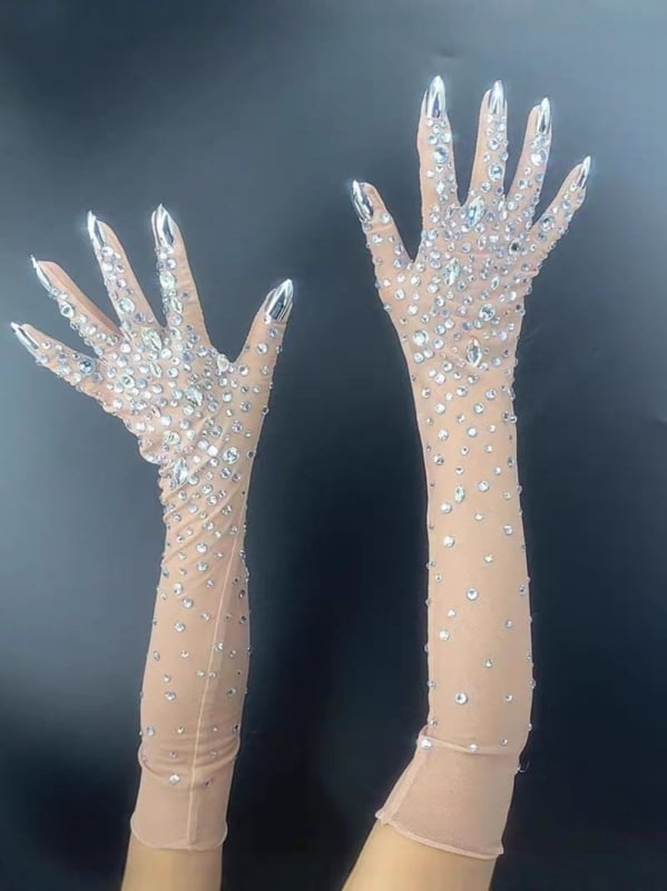 Rokas drebinoš ar rhinestone tīklu, halterneck iedvesots stils, elegantā izskatā, lina un salas zīda maisījums (50–70% katram)