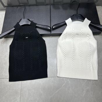 Ženski bez rukava pleteni top s off-shoulder i halter izrezom, uski kroj, 95% akril, uzorak lubanje