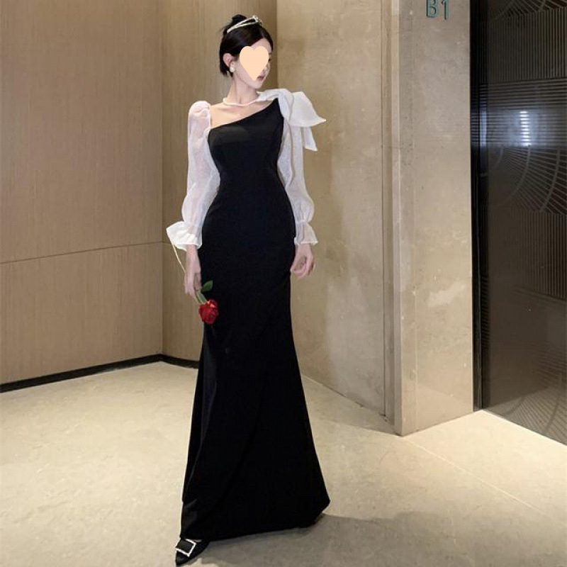 Egyvállas estélyi ruha, hosszú ujjú, karcsúsított szabás, hosszú szoknyával - velúr-poliészter keverék anyag, poliészter 95%+