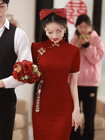 Vjenčana haljina s jednim ramom, A-linijski kroj, midi dužina, Chenille tkanina, spandex