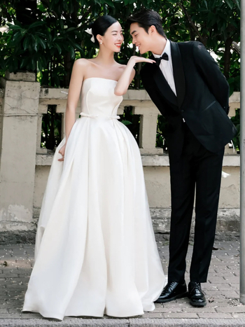 Νυφική σατέν Φόρεση από Πολυεστέρα, τοπ χωρίς τιράντες, μακριά ουρά, χωρίς μανίκια, μέση μεσαία, 95% πολυεστέρας, spandex <30%, Καλοκαίρι 2024