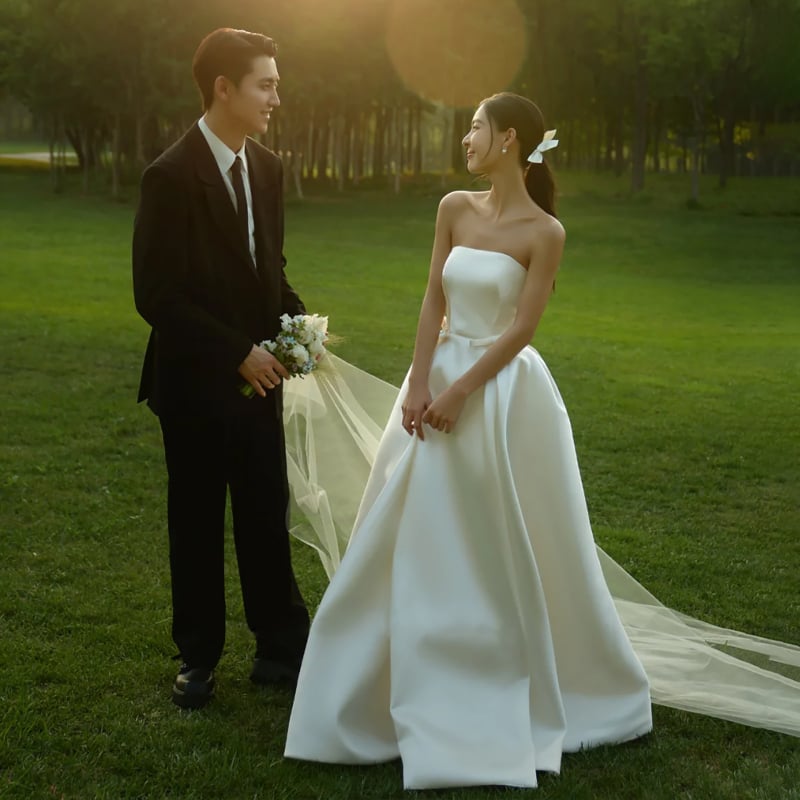 Νυφική σατέν Φόρεση από Πολυεστέρα, τοπ χωρίς τιράντες, μακριά ουρά, χωρίς μανίκια, μέση μεσαία, 95% πολυεστέρας, spandex <30%, Καλοκαίρι 2024