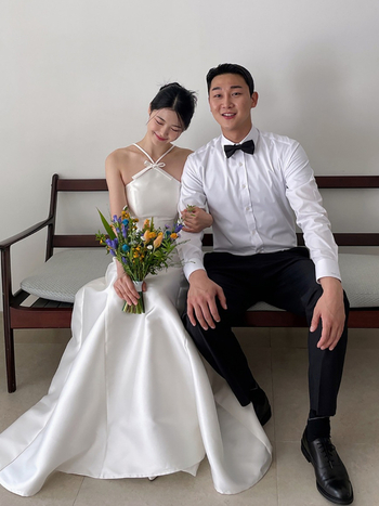 Korejski stil lagane svadbene haljine s halter-neck izrezom, bez rukava, A-linije silueta, visokim strukom