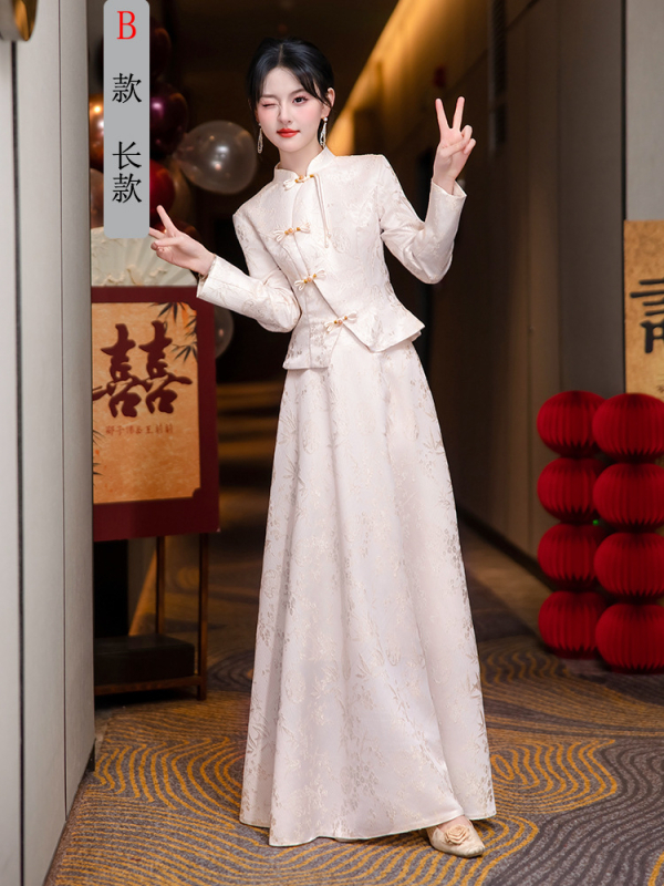 Līgavu divdaļīga kleita ķīniešu stilā, divi gabali, garas piedurknes, vidukļa līnija, vasara 2025, retro un svaigs-salds siluets, poliesters ar kazas ādas akcentiem