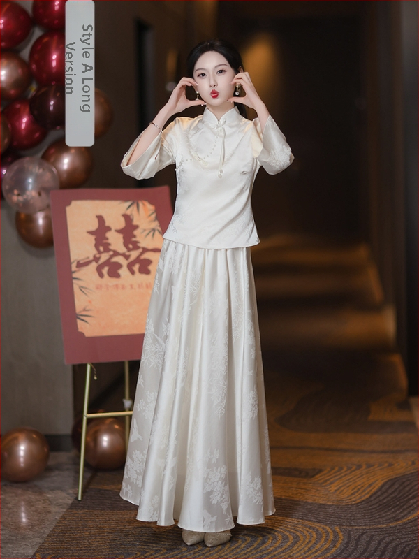 Kumābes kāzu kleita ar mežģīnēm, Ķīniešu stila divdaļīgs komplekts, garas piedurknes, kvadrātveida kakla izgriezums, A līnijas siluets, poliesters