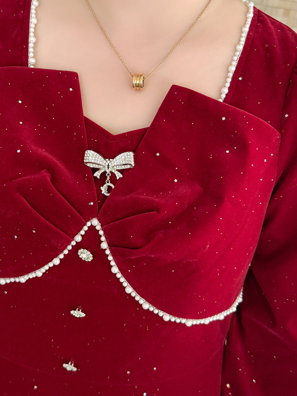 Ženska haljina s francuskim stilom, flocking tkanina, poliester-elastan smjesa, puf rukavi, kvadratni ovratnik