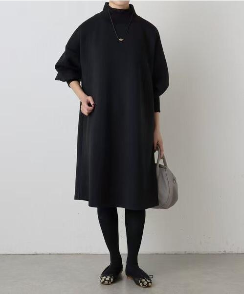 Pletena haljina s visokim ovratnikom, dugim rukavima, A-linija, poliester