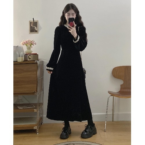 Duga šifon haljina s volanom suknje, kapuljačom, lotus list ovratnik i fenirske rukave, književno-retro stil