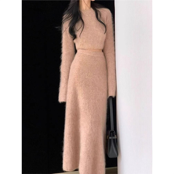 Mobeier Mercerizirani rayon mini komplet halter ovratnik, dugi rukavi, uska suknja – Royal Sister stil
