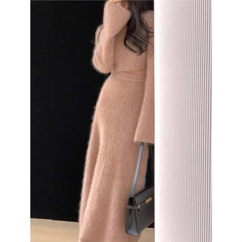 Mobeier Mercerizirani rayon mini komplet halter ovratnik, dugi rukavi, uska suknja – Royal Sister stil