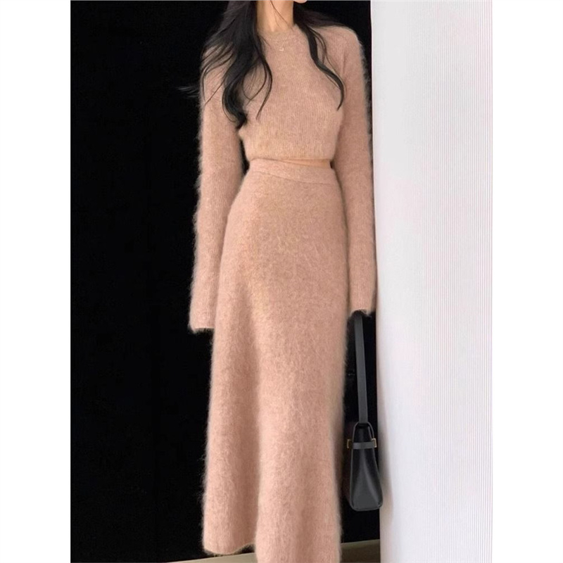Mobeier Mercerizirani rayon mini komplet halter ovratnik, dugi rukavi, uska suknja – Royal Sister stil