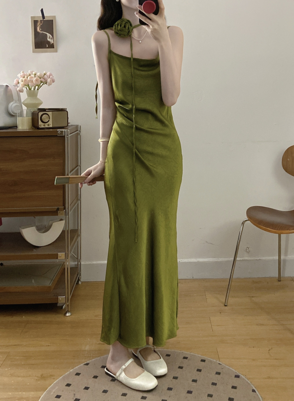 Rochie lungă cu bretele, set din două piese, croială A-line, talie înaltă, mâneci lungi, material spandex