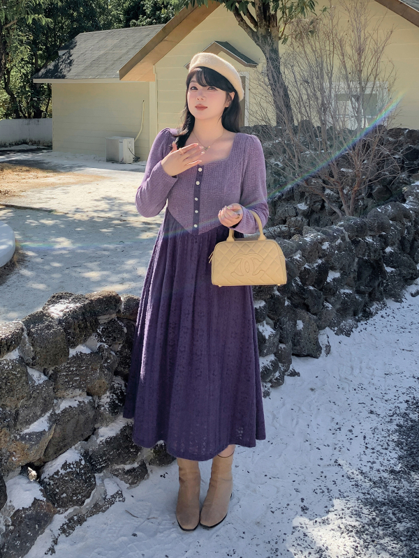 Női ruha csipke-chenille anyagból, hosszú ujjú, négyszögletes gallér, A-vonalú, 2025 tavasz