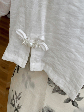 Két részes hosszú ruhaszett álló gallérral és puffos ujjakkal, kínai stílus, poliészter–spandex