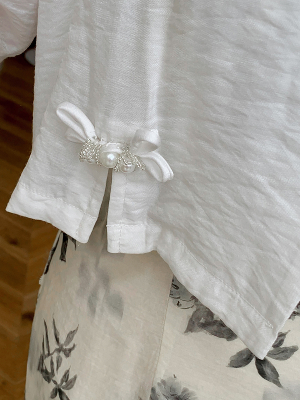 Két részes hosszú ruhaszett álló gallérral és puffos ujjakkal, kínai stílus, poliészter–spandex