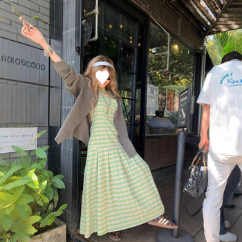 Haljina s A-linijom, plisirana, bez rukava, s kvadratnim ovratnikom, karirani uzorak, poliester, duga haljina, ljeto 2025