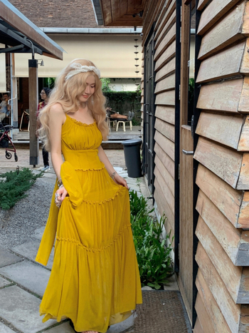 Spagetti vállú ruha, V-nyakú, hosszú ujjú, tündérszoknya stílusú, poliészter - Tavasz 2025