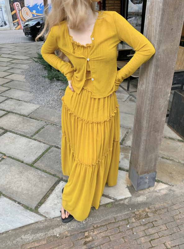 Spagetti vállú ruha, V-nyakú, hosszú ujjú, tündérszoknya stílusú, poliészter - Tavasz 2025