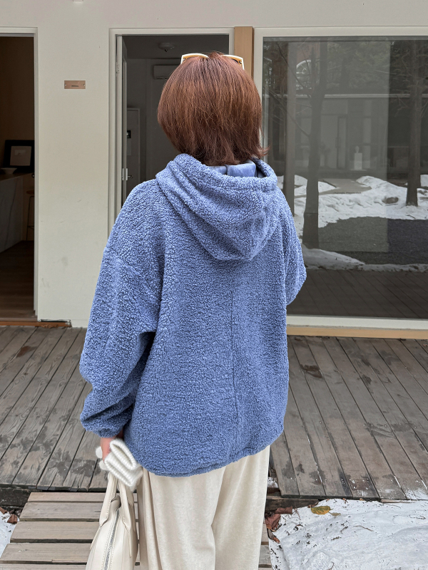 K3196 Ženski zimski dukser s kapuljom, fleece podstava, Spandex-pamučna smjesa, raglan rukavi, srednja duljina, zima 2025